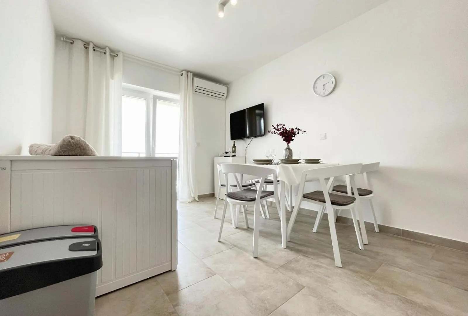 Apartment Caramel Comforts With Sea View In Stinjan Only 300 Meters From The Beach Pula Kroatien