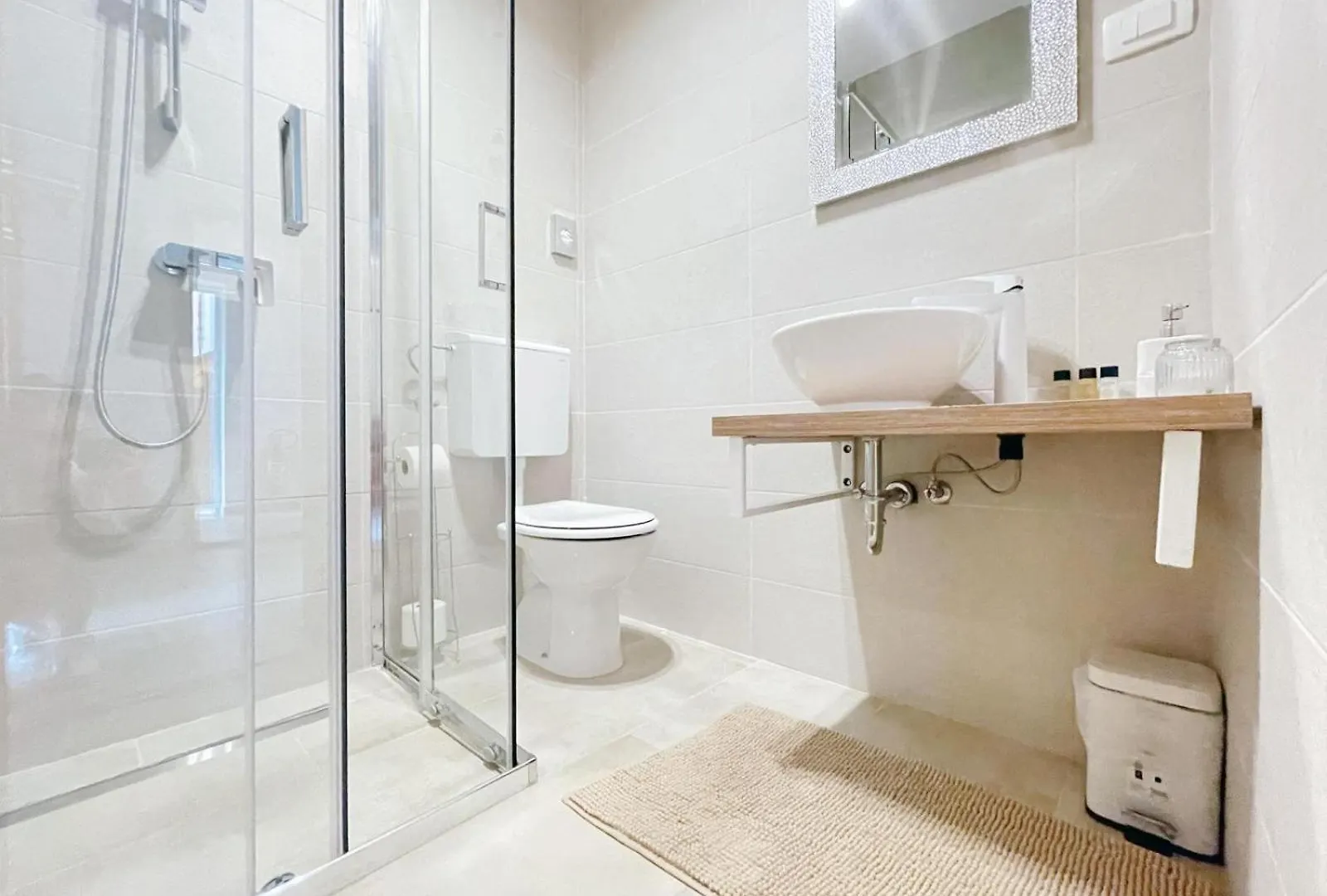 Caramel Comforts With Sea View In Stinjan Only 300 Meters From The Beach Pula Kroatien